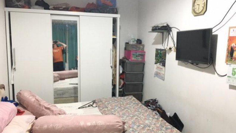 RUMAH KOMPLEK TAMAN LARANGAN, Luas 125 Meter, HARGA 1,3 M, NEGO.