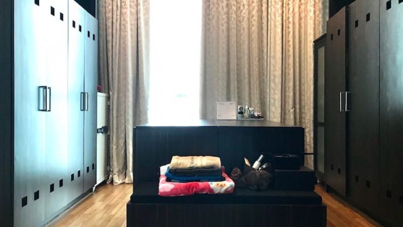 Sewa Apartemen di Kemang Village Residence Penthouse