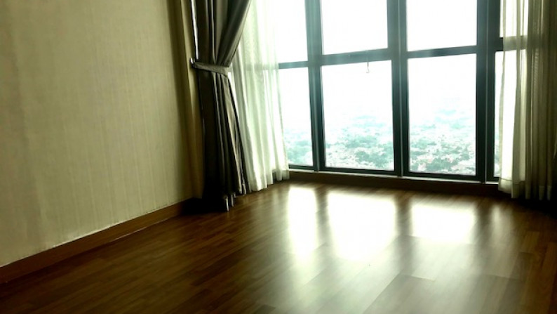 Sewa Apartemen di Kemang Village Residence Penthouse