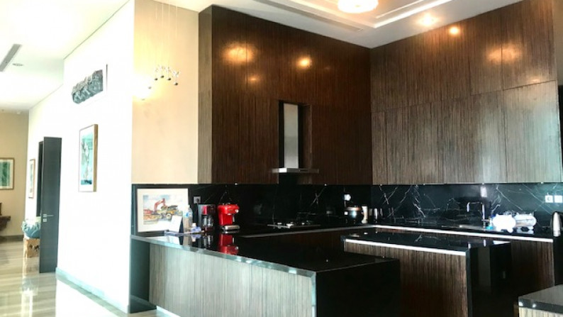 Sewa Apartemen di Kemang Village Residence Penthouse