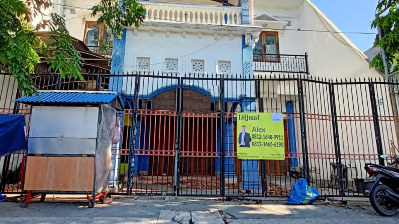 Dijual Rumah Kantor/Kost di Barata Jaya, Surabaya
