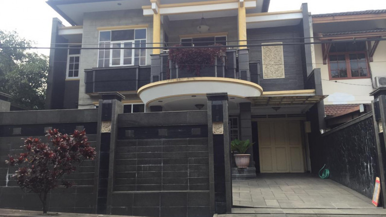 Dijual Rumah di Setrasari Kota Bandung