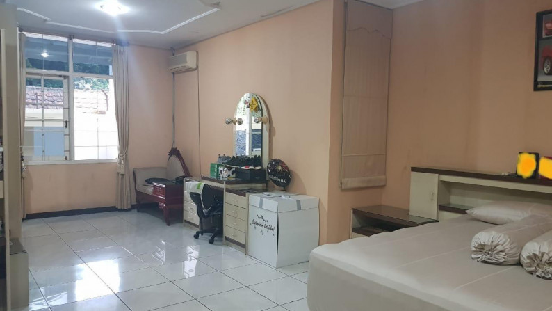 Dijual Rumah di Setrasari Kota Bandung