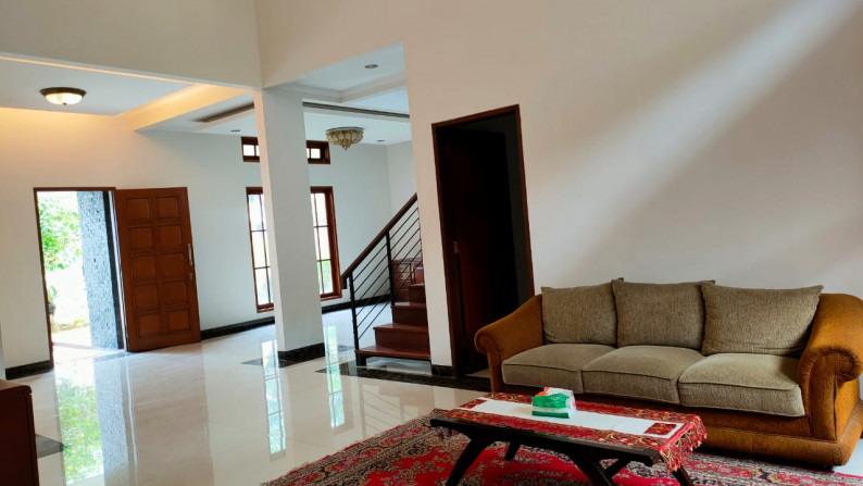 Rumah Siap Huni Full Furnished Dalam Cluster Taman Senayan, Bintaro Jaya