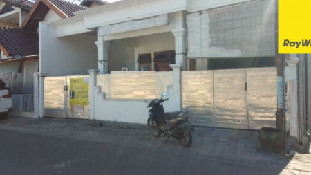 Dijual Rumah di Jalan Raya Sambisari, Surabaya