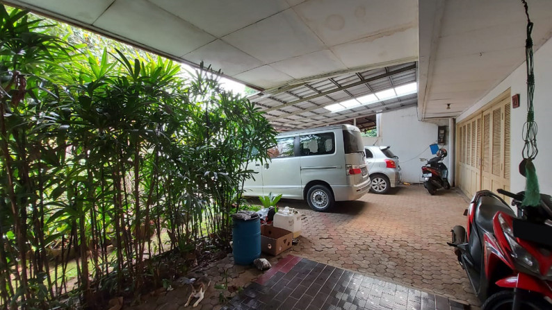 Rumah Lokasi Strategis, Hunian Asri dan Nyaman @Jl Kayu Putih, Cempaka Putih