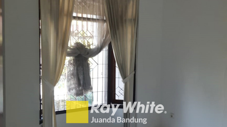 Rumah Terusan Cigadung Timur