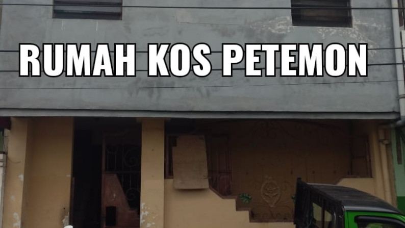 Dijual Rumah Kost 2 lantai di Jalan Petemon, Surabaya