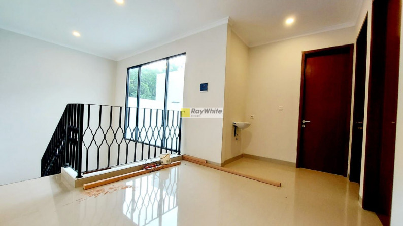 Rumah brand new milenial style dalam semi town house di Cinere