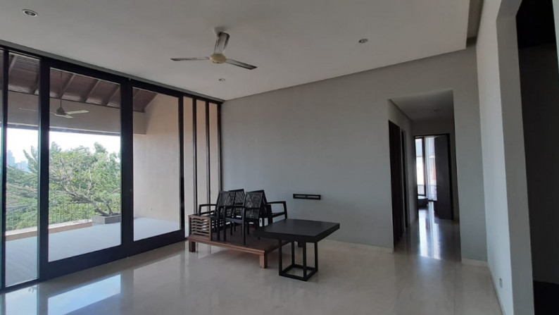 4 bedroom Penthouse inside a small compound Antasari, Cilandak