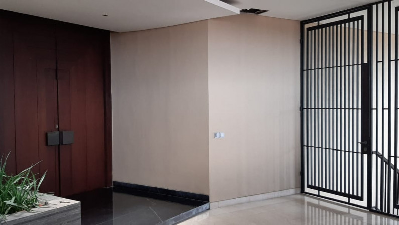 4 bedroom Penthouse inside a small compound Antasari, Cilandak