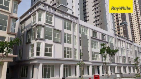 Disewakan Apartemen Baru Kosongan Puncak Dharmahusada 3BR, Surabaya