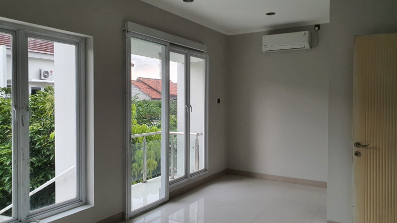 Rumah Minimalis, Siap Huni, dan Dalam Cluster @Bintaro Palma, (Dekat Palem Puri)