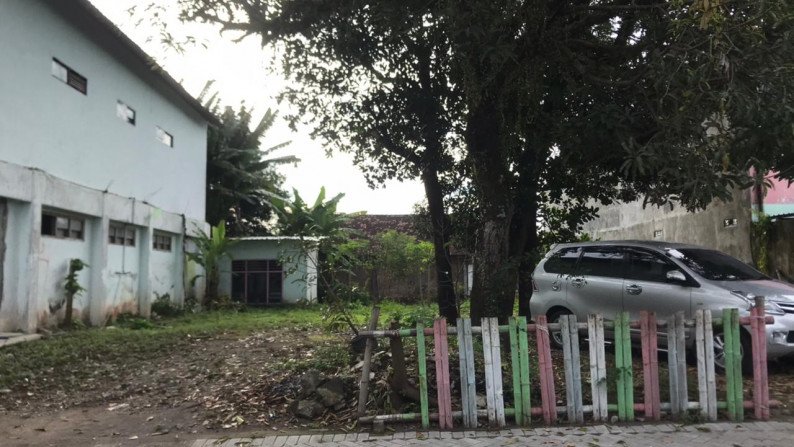 TANAH SELUAS 176 METER PERSEGI DI POGUNG LOR DEKAT KAMPUS UGM
