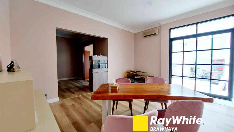 Rumah Di Dalam Kompleks Liga Mas, Pancoran, Jakarta Selatan, Siap Huni, Baru Renovasi, Dekat Akses tol Dalam Kota