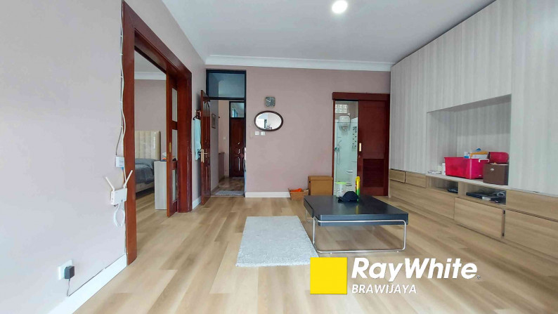 Rumah Di Dalam Kompleks Liga Mas, Pancoran, Jakarta Selatan, Siap Huni, Baru Renovasi, Dekat Akses tol Dalam Kota