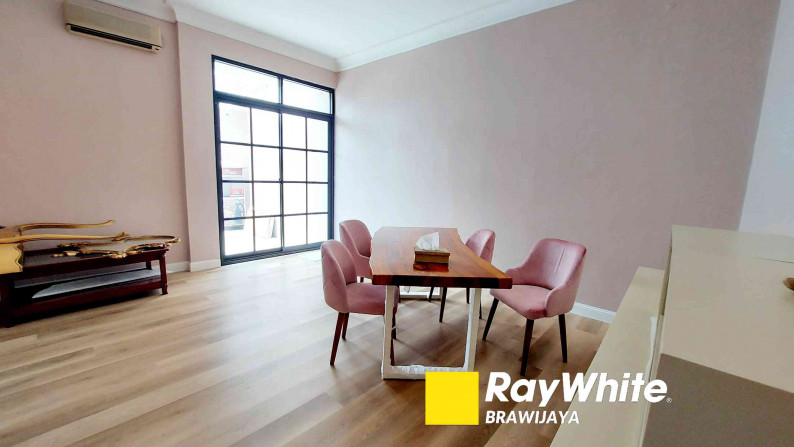 Rumah Di Dalam Kompleks Liga Mas, Pancoran, Jakarta Selatan, Siap Huni, Baru Renovasi, Dekat Akses tol Dalam Kota