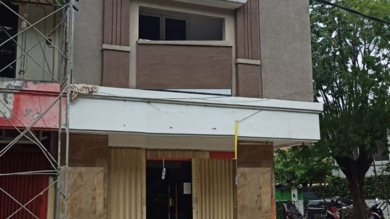 Dijual Ruko 3 lantai di Jl Raya Tenggilis, Surabaya