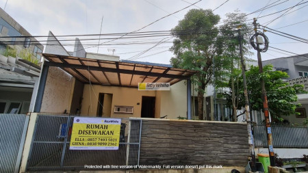 Rumah Simple Modern Lokasi Strategis Bintaro Sektor 2