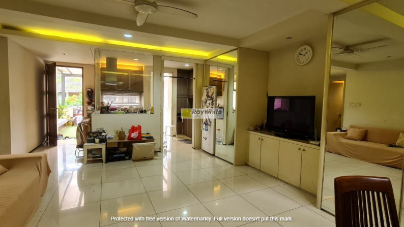 Rumah Simple Modern Lokasi Strategis Bintaro Sektor 2