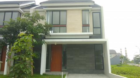 Rumah dijual atau disewakan Northwest Lake Surabaya