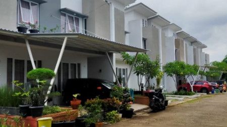 MURAH Rumah 2 lantai Bagus Siap Huni dalam Cluster dekat Puri Bintaro Sektor 9