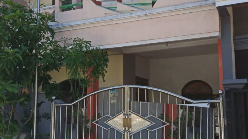 Dijual Rumah 2 lantai di Rungkut Permai, Surabaya