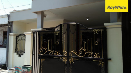 Dijual Rumah 1,5 lantai di Jalan Ikan Mungsing, Surabaya