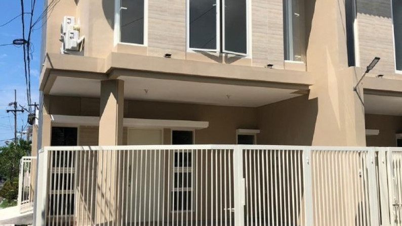 Dijual Rumah 2 lantai di Pondok Tjandra Belimbing, Sidoarjo