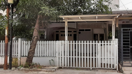 Disewakan rumah di Kelapa Gading