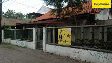 Dijual Rumah di Jalan Sekolahan, Surabaya Pusat