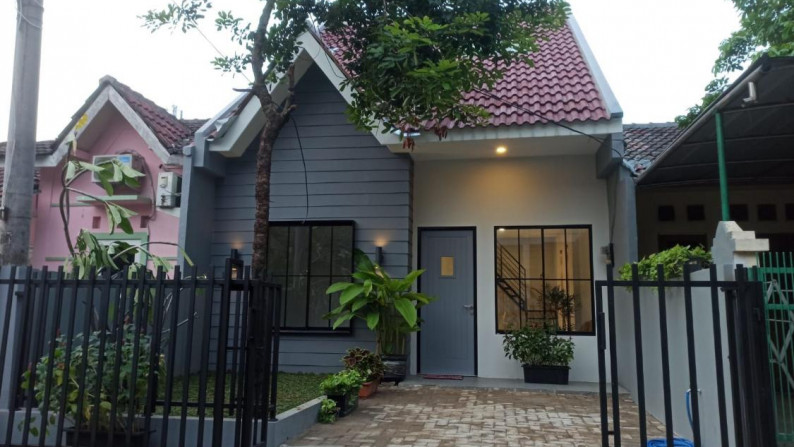 Rumah Minimalis, Tedapat Mezanine, dan Lokasi Strategis @Villa Dago Tol, Ciputat