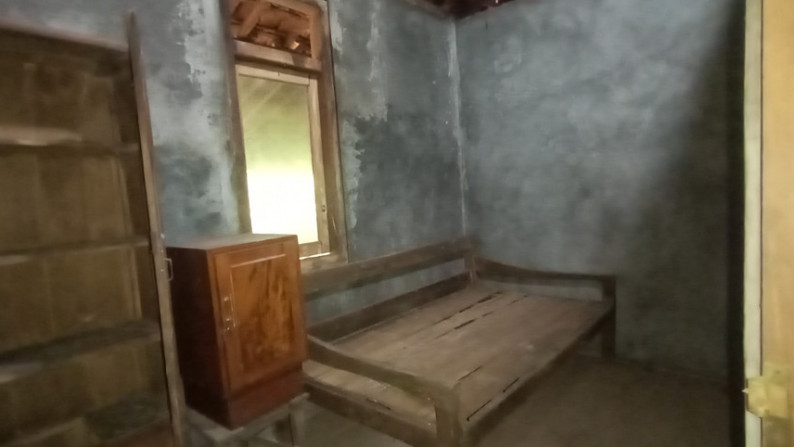 TANAH SELUAS 5812 METER PERSEGI BONUS RUMAH, DI DSN SAMBENG, GUNUNG KIDUL