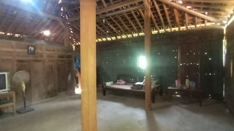 TANAH SELUAS 5812 METER PERSEGI BONUS RUMAH, DI DSN SAMBENG, GUNUNG KIDUL