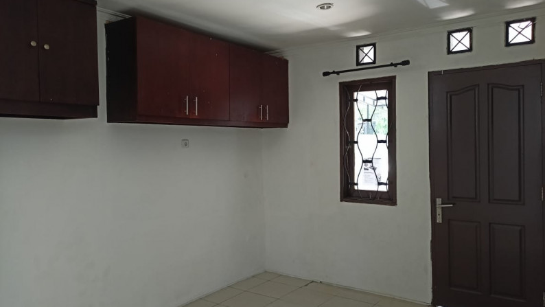 Rumah Minimalis, Siap Huni dan Strategis @Permata, Bintaro