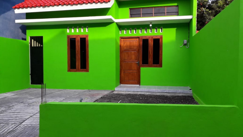 RUMAH MINIMALIS SIAP HUNI DI GG KALPIKO BEDOG, DEKAT RINGROAD BARAT