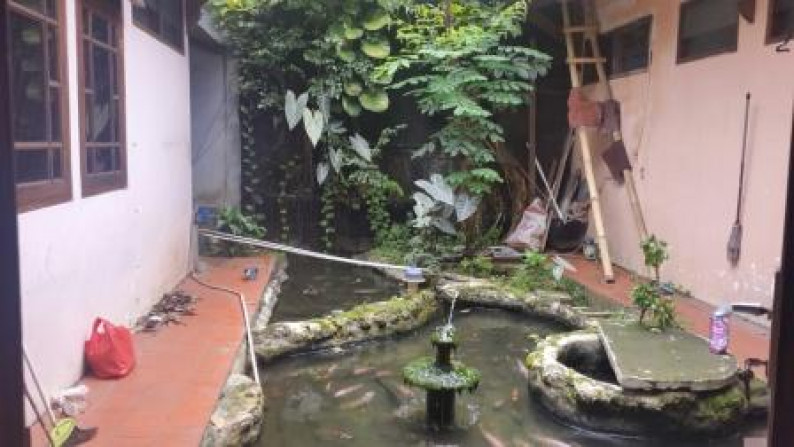 Rumah 2 Lantai Aman Dan Nyaman Di Pinggir Jalan Besar #AW