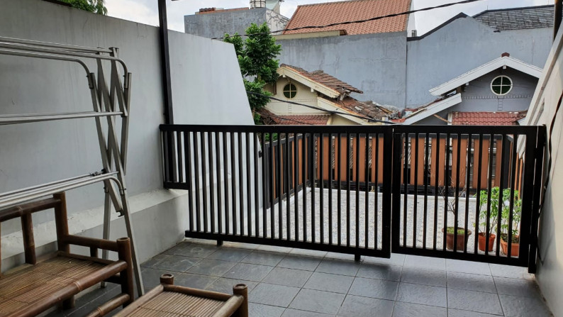 Rumah Nyaman Keluarga Tenteram, Bintaro sektor 5 #AW