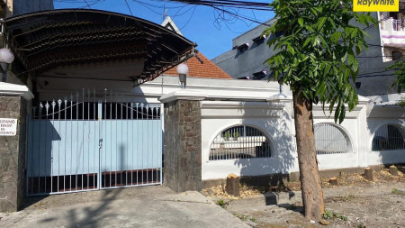 Dijual Rumah Pusat Kota di Jalan Tumapel, Surabaya