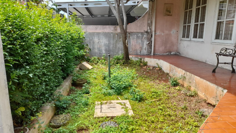 Rumah Murah Dijual Dengan Kondisi Apa Adanya @Bintaro