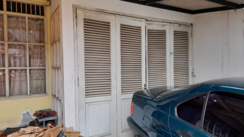 Rumah Murah Dijual Dengan Kondisi Apa Adanya @Bintaro