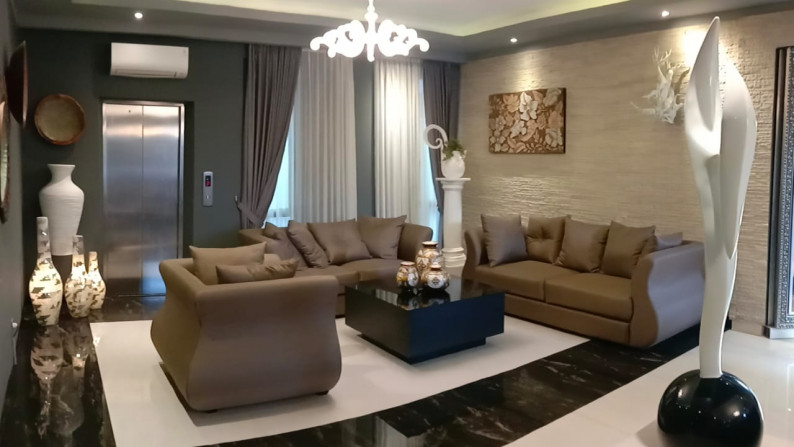 Rumah Siap Huni, Bagus, dalam cluster Favorite dan Elite Bintaro Jaya