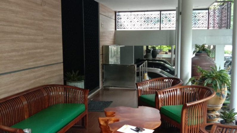 Rumah Siap Huni, Bagus, dalam cluster Favorite dan Elite Bintaro Jaya