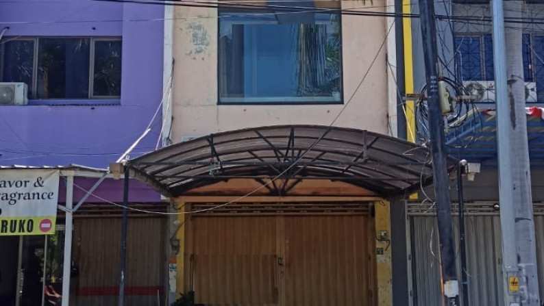 Dijual Ruko 3 lantai di Jl Panjang Jiwo, Surabaya