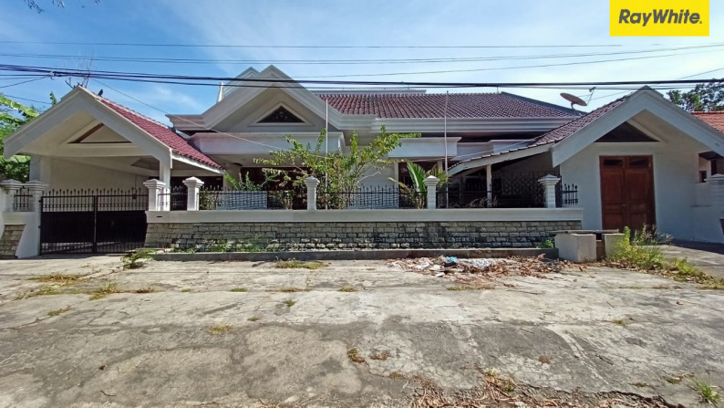 Dijual Rumah 2 lantai di Jalan Jemursari, Surabaya