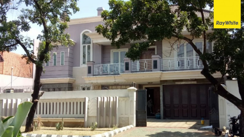 Dijual Rumah 2 lantai di Jalan Ronggolawe, Surabaya