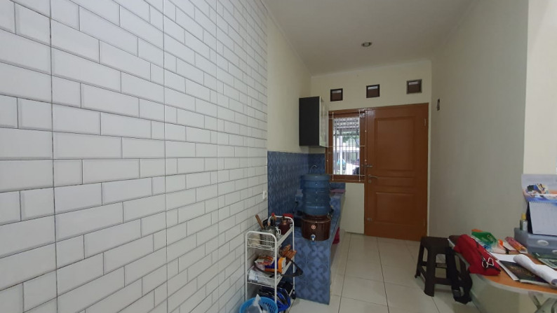 Rumah Siap Huni, Hunian Nyaman dan Asri @Oriana Permata, Bintaro