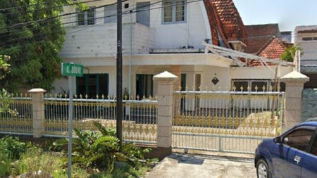 Dijual Rumah 2 lantai Pusat Kota di Jalan Bodri, Surabaya