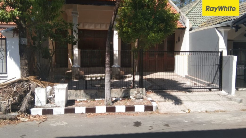 Disewakan Rumah di Darmo Permai Utara, Surabaya