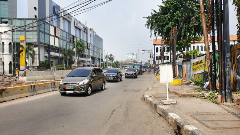 Tanah Komersil Senen Raya 4241m2